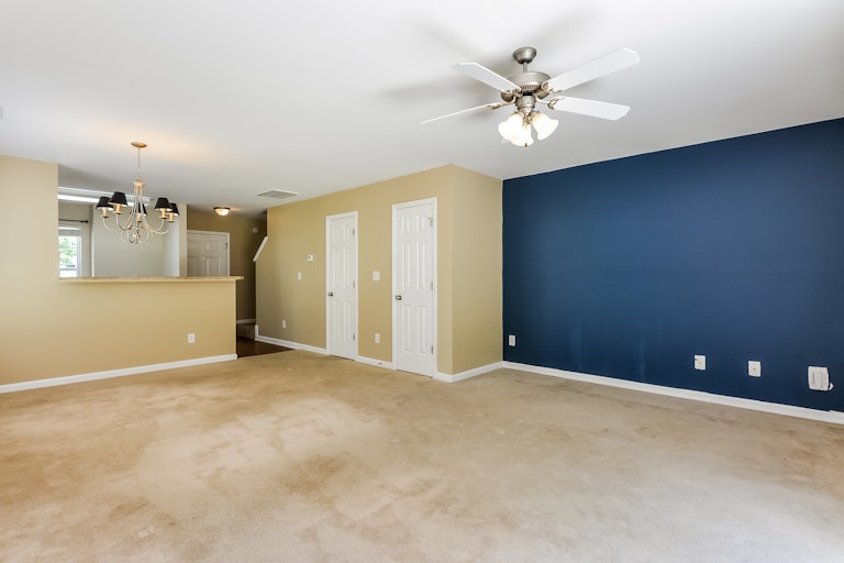 Photo 6 of 25 - 1401 Plexor Ln, Knightdale, NC 27545
