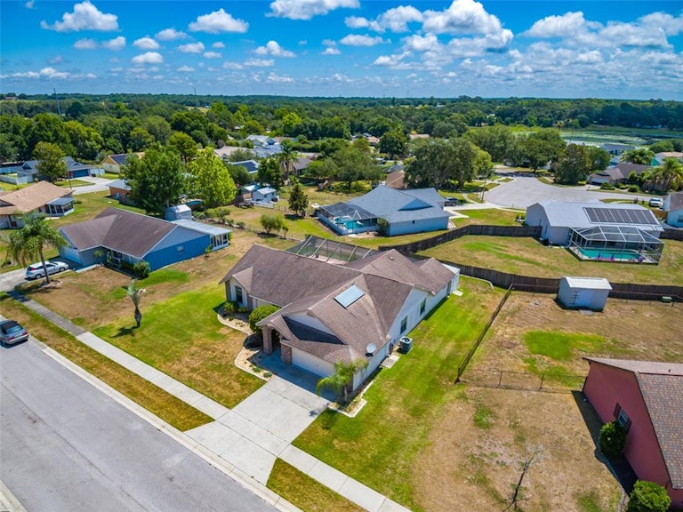 Photo 49 of 58 - 7704 Tessa Dr, Zephyrhills, FL 33540