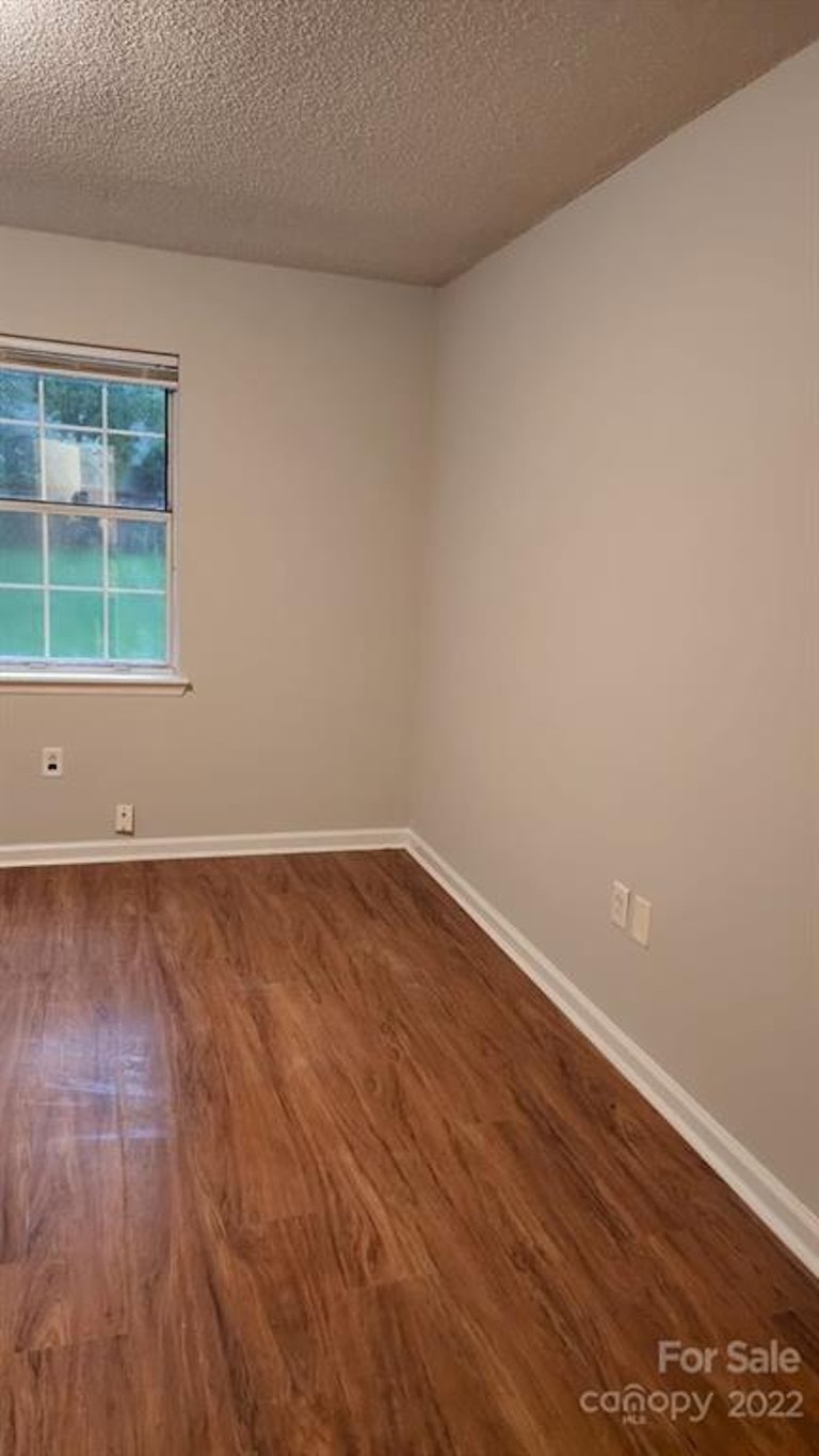 Photo 13 of 15 - 7937 Latchington Ct, Charlotte, NC 28227