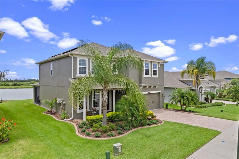 Photo 37 of 50 - 15143 Lake Claire Overlook Dr, Winter Garden, FL 34787