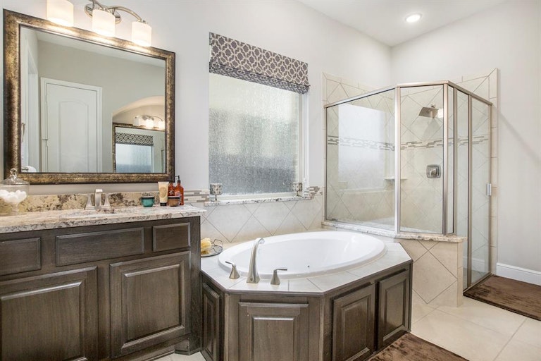 Photo 23 of 47 - 10610 Grace Hollow Dr, Cypress, TX 77433