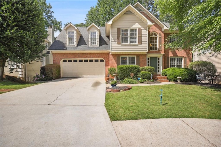 Photo 1 of 28 - 745 Welford Rd, Suwanee, GA 30024
