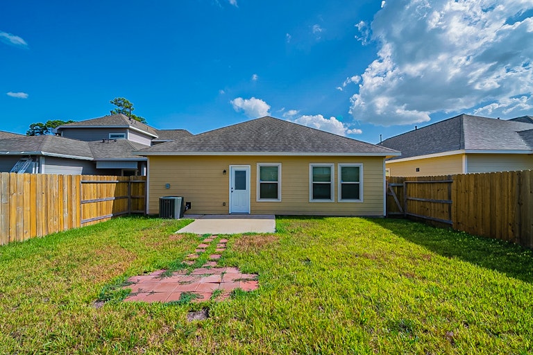 Photo 7 of 26 - 7235 Foxmoor Lake Ct, Humble, TX 77338