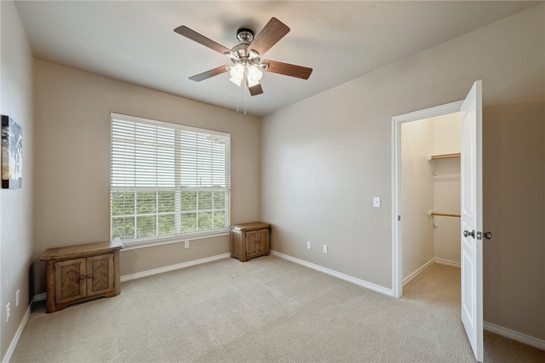 Photo 27 of 35 - 5012 Valburn Ct, Austin, TX 78731