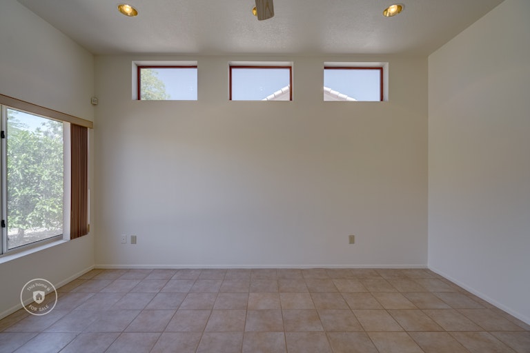 Photo 16 of 34 - 16108 W Sentinel Dr, Sun City West, AZ 85375