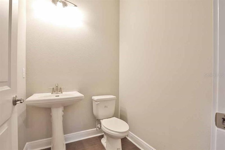 Photo 12 of 25 - 3219 W Fielder St, Tampa, FL 33611