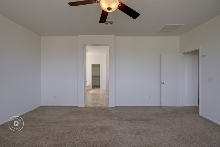 Photo 23 of 34 - 18016 W Paradise Ln, Surprise, AZ 85388