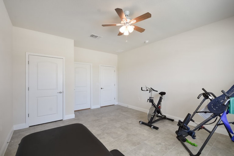 Photo 25 of 40 - 343 Cypress Springs Way, Georgetown, TX 78633