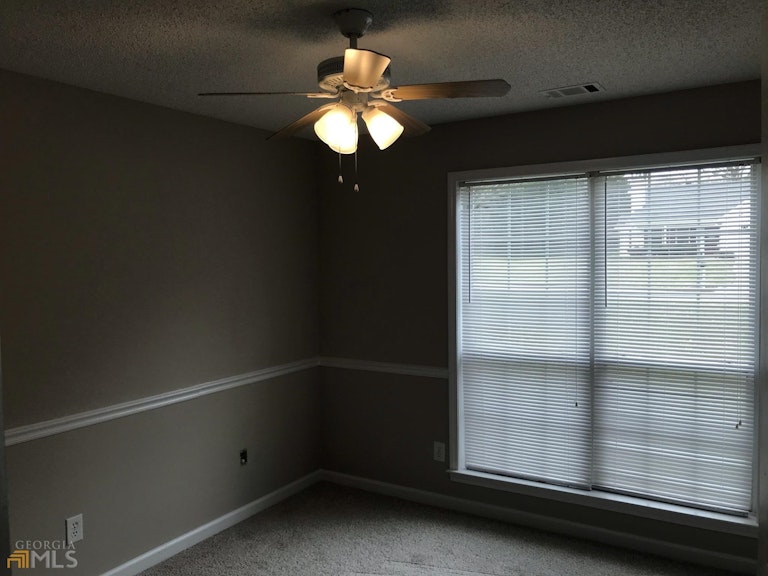 Photo 25 of 29 - 210 Buck Creek Dr, Covington, GA 30016