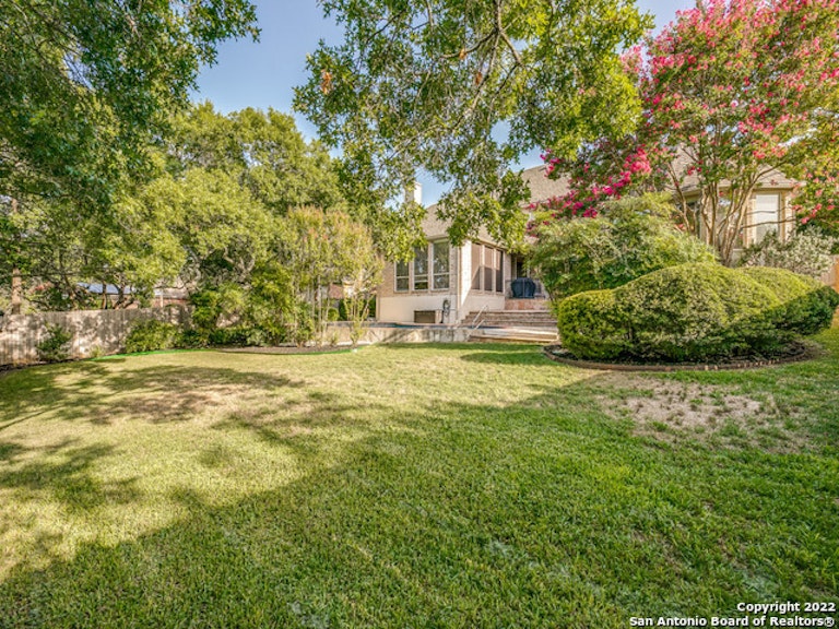Photo 36 of 37 - 7503 Steeple Br, San Antonio, TX 78256