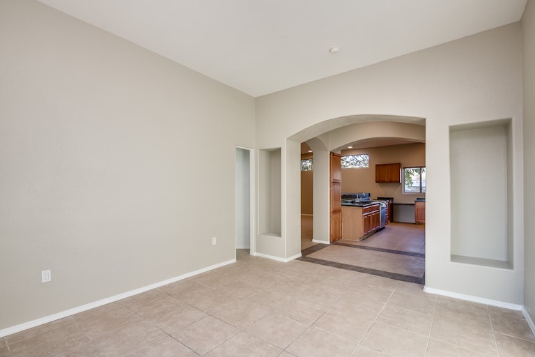 Photo 5 of 32 - 7936 E Jan Ave, Mesa, AZ 85209