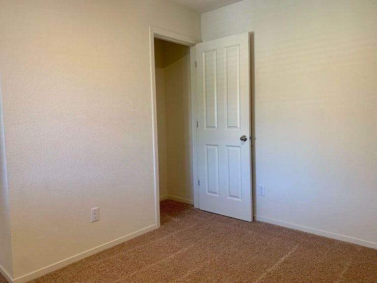 Photo 14 of 25 - 3504 Bayou Rd, Sacramento, CA 95835