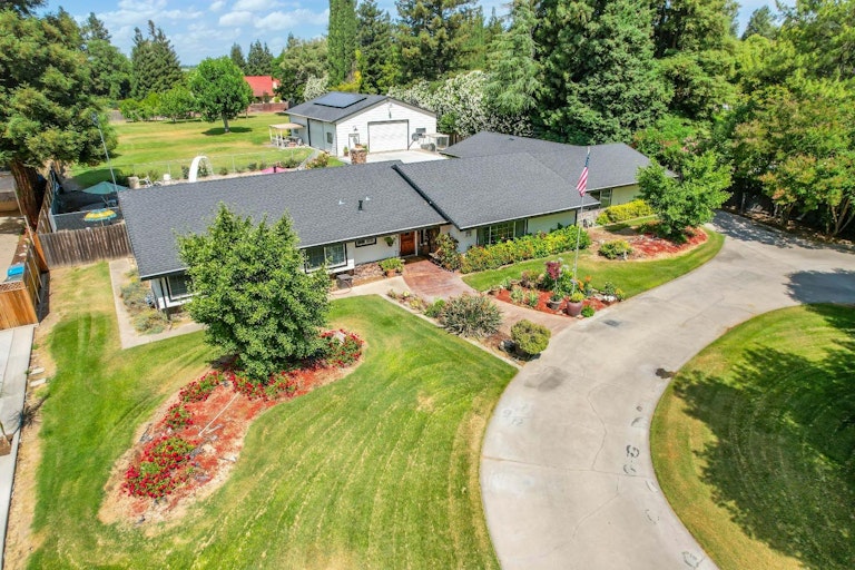 Photo 2 of 70 - 459 Wilder Ave, Yuba City, CA 95993