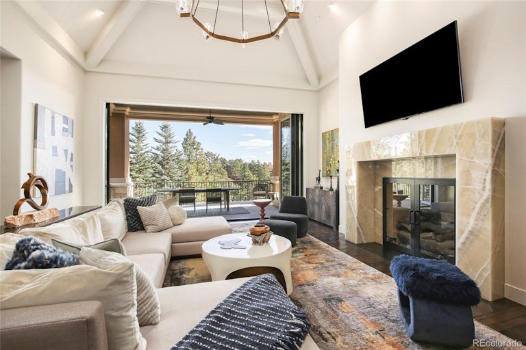 Photo 4 of 40 - 103 Coulter Pl, Castle Rock, CO 80108