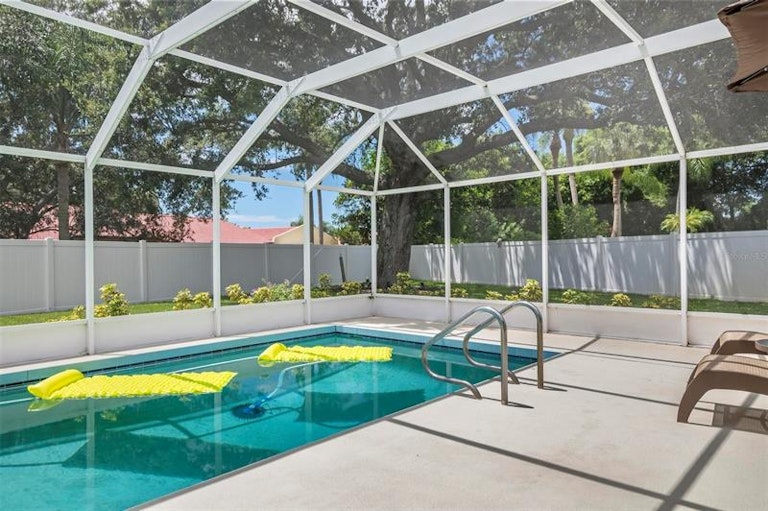 Photo 30 of 46 - 1506 54th St W, Bradenton, FL 34209