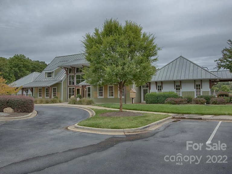 Photo 43 of 48 - 353 Bayberry Creek Cir, Mooresville, NC 28117