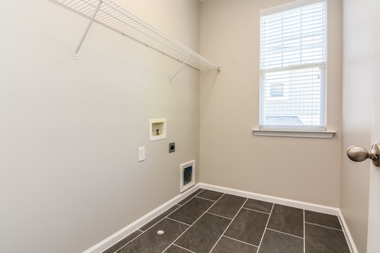 Photo 19 of 22 - 5040 Amber Clay Ln, Raleigh, NC 27612