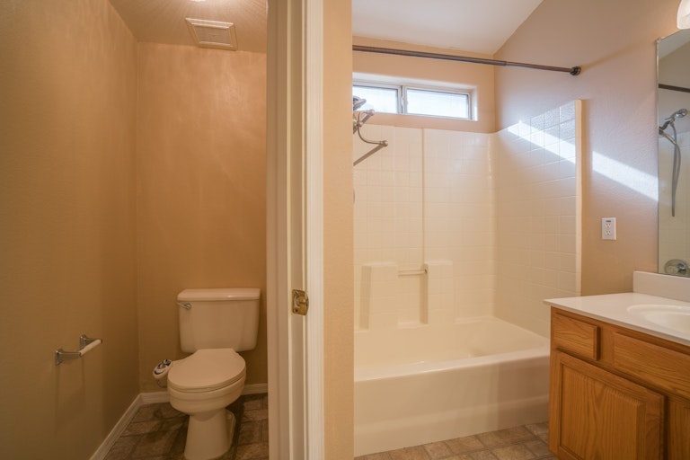 Photo 14 of 25 - 19011 N 39th Way, Phoenix, AZ 85050
