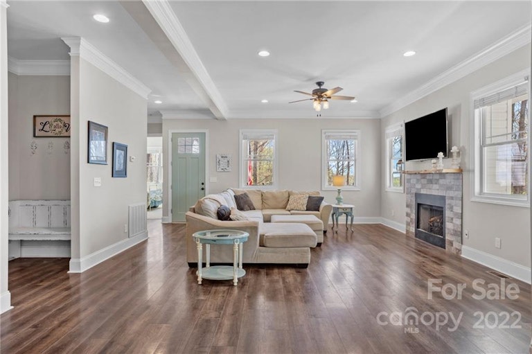 Photo 16 of 42 - 8510 Viking Dr, Waxhaw, NC 28173