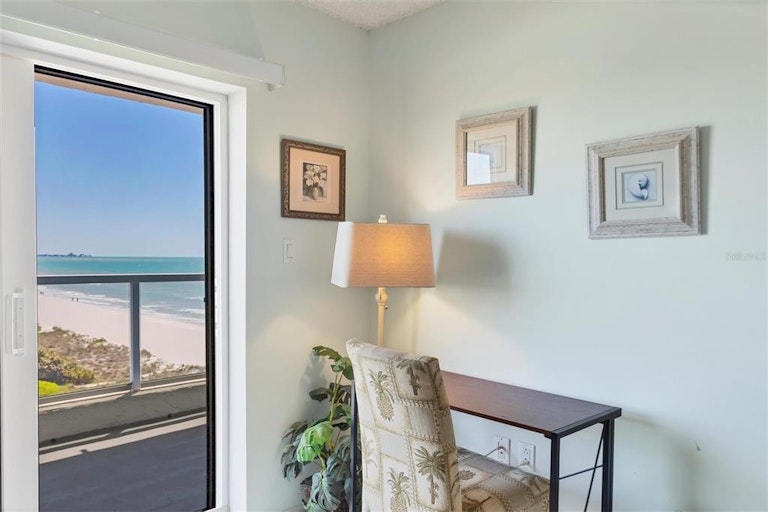Photo 22 of 63 - 1000 Longboat Club Rd #702, Longboat Key, FL 34228