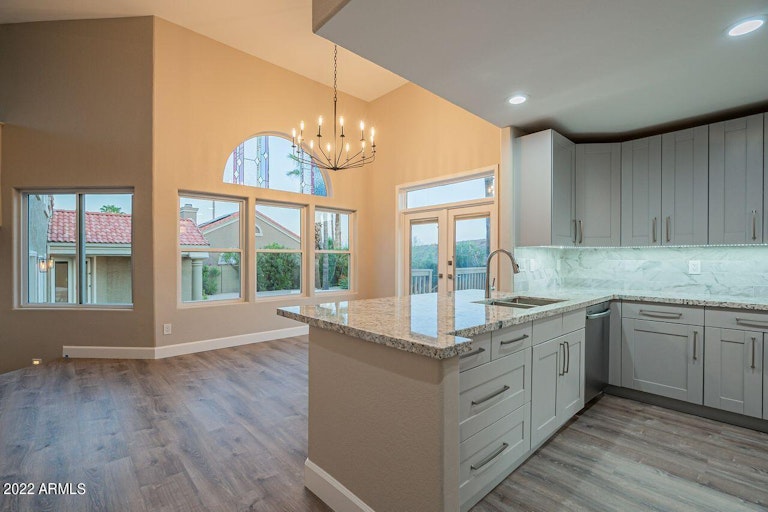 Photo 16 of 67 - 11286 E Laurel Ln, Scottsdale, AZ 85259