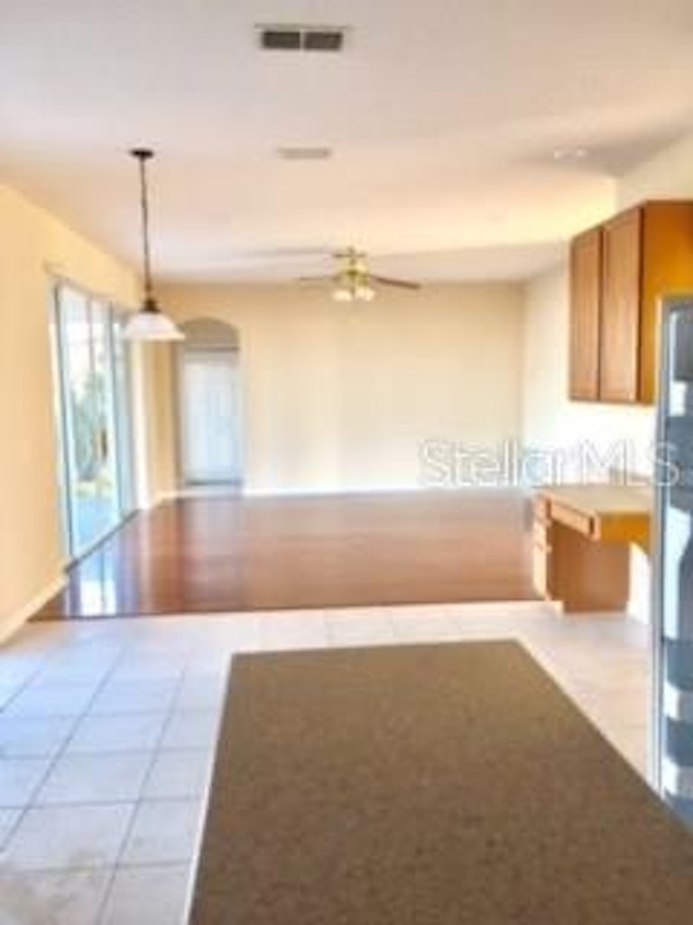 Photo 4 of 15 - 2851 Sweetspire Cir, Kissimmee, FL 34746