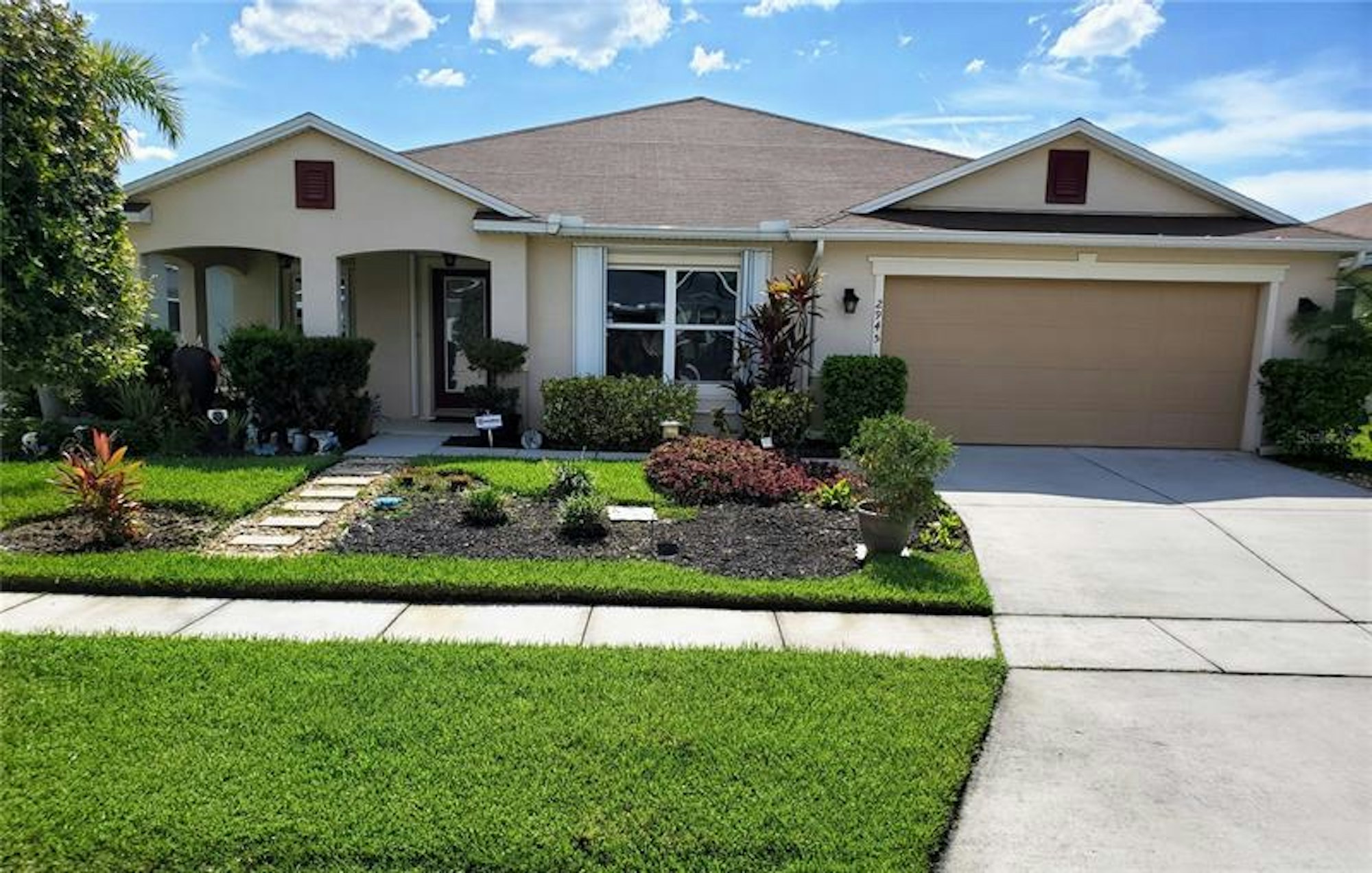 Photo 1 of 40 - 2945 Boating Blvd, Kissimmee, FL 34746