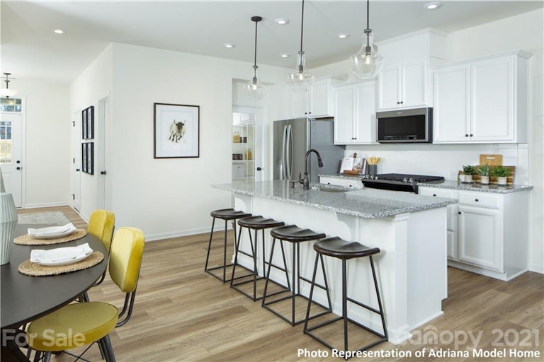 Photo 8 of 18 - 18028 Pear Hawthorne Dr #161, Huntersville, NC 28078