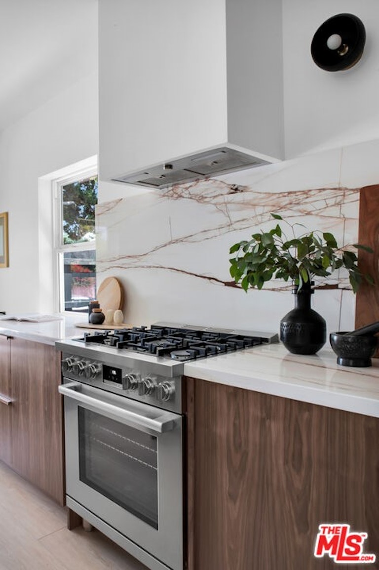 Photo 16 of 54 - 6414 Ruby St, Los Angeles, CA 90042