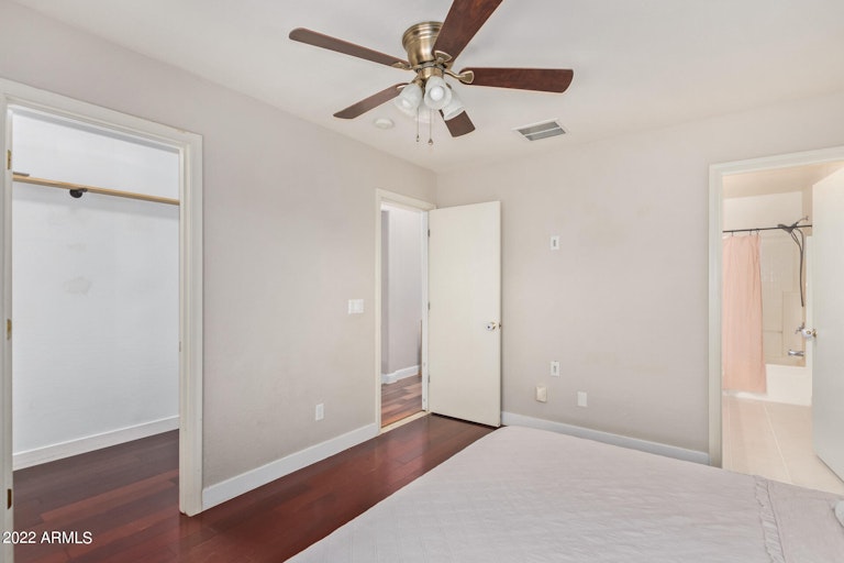 Photo 14 of 25 - 1550 S 228th Ln, Buckeye, AZ 85326