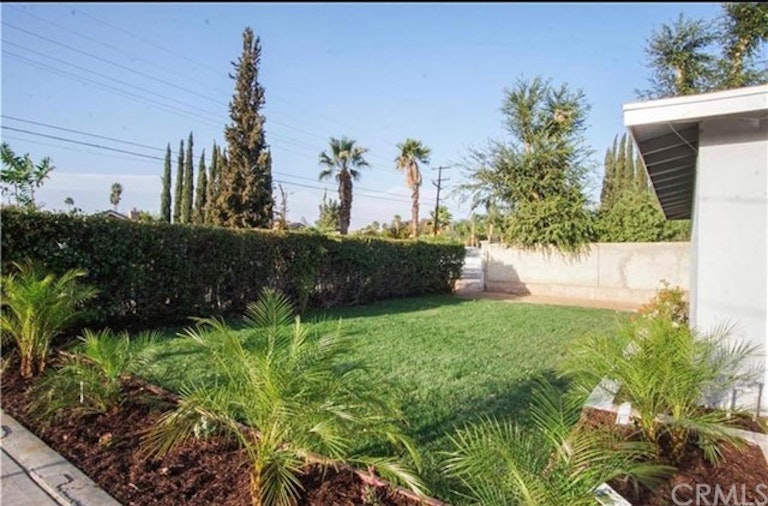 Photo 2 of 4 - 10428 Mull Ave, Riverside, CA 92505