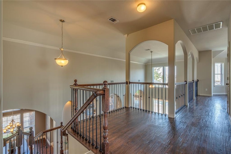 Photo 23 of 40 - 1317 Spanish Needle Trl, Fort Worth, TX 76177