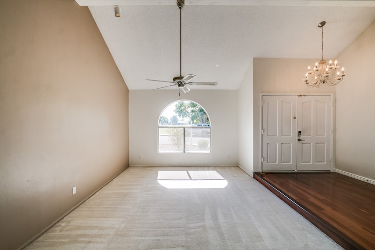 Photo 14 of 36 - 6228 W Cortez St, Glendale, AZ 85304
