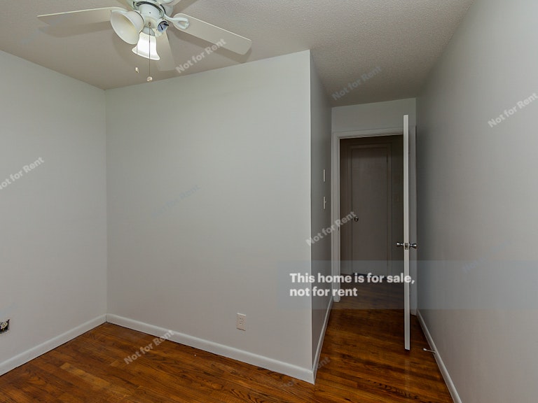 Photo 19 of 22 - 5304 Olive Rd, Raleigh, NC 27606