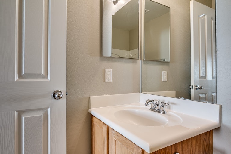 Photo 26 of 29 - 7948 W Napoli St, Phoenix, AZ 85043