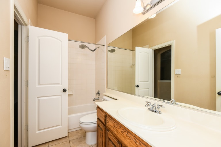Photo 24 of 27 - 3625 Jennifer Dr, Flower Mound, TX 75022