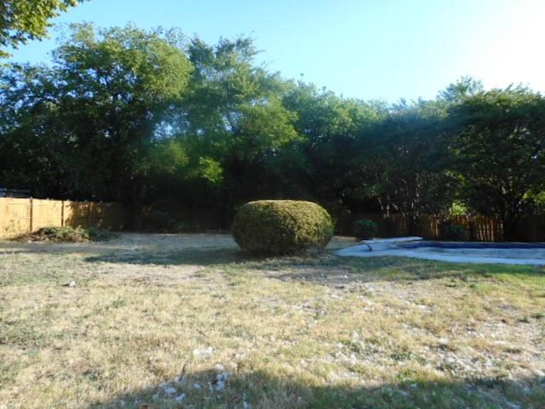 Photo 20 of 23 - 1133 Lexington Ln, Desoto, TX 75115