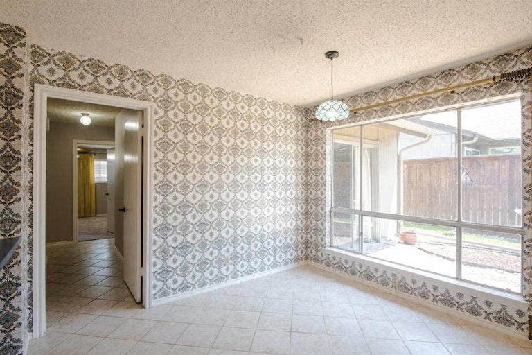 Photo 8 of 18 - 9547 Highland View Dr, Dallas, TX 75238
