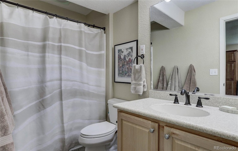Photo 29 of 40 - 6124 S Ouray Way, Aurora, CO 80016