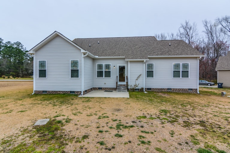 Photo 25 of 27 - 92 Poston Ct, Benson, NC 27504