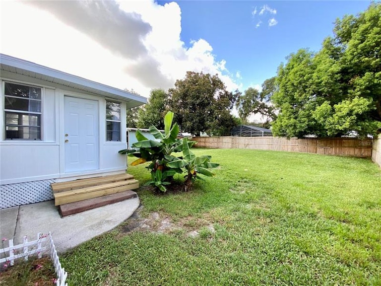 Photo 49 of 60 - 4081 Lake Marianna Dr, Winter Haven, FL 33881