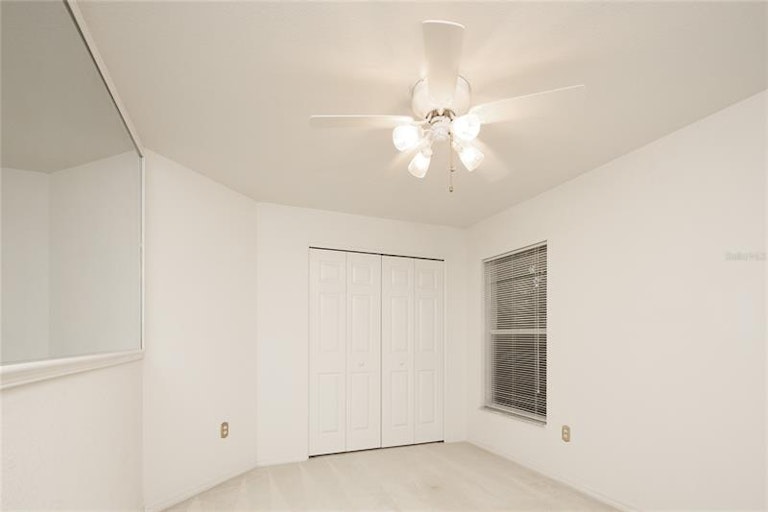 Photo 16 of 29 - 2762 Golf Lake Dr, Plant City, FL 33566