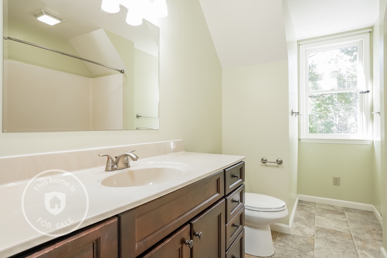 Photo 24 of 25 - 1405 Walking Trl, Fuquay Varina, NC 27526