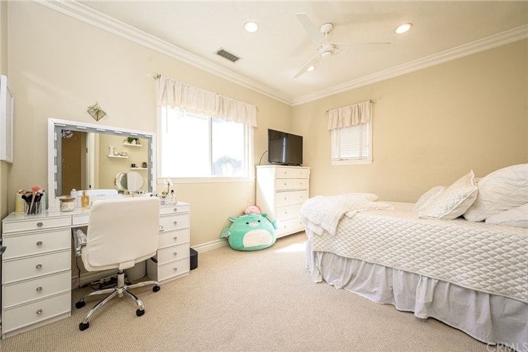 Photo 47 of 72 - 18692 Calera Ln, Huntington Beach, CA 92648