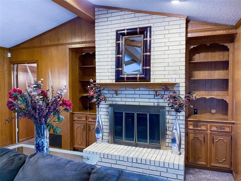 Photo 6 of 32 - 6 Briarcrest Ct, Richardson, TX 75081