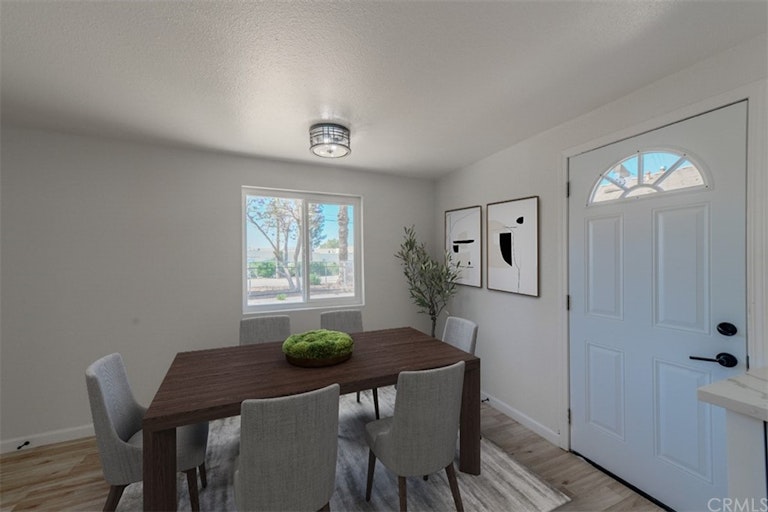 Photo 10 of 33 - 9035 Bellegrave Ave, Jurupa Valley, CA 92509