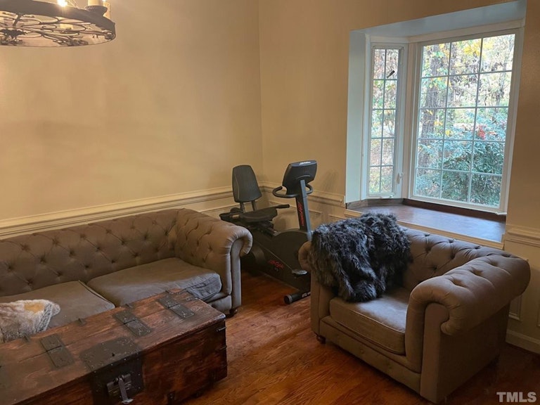 Photo 29 of 49 - 1204 Queensferry Rd, Cary, NC 27511