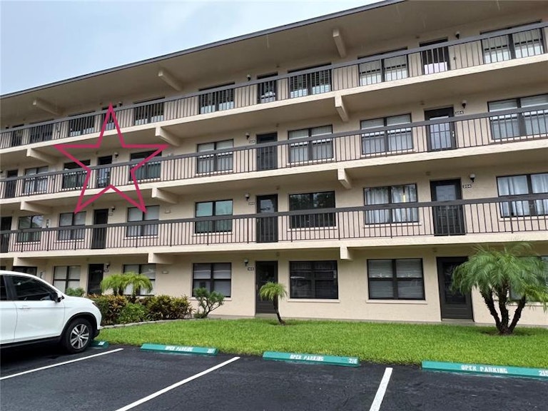 Photo 1 of 40 - 635 30th Ave W Unit F306, Bradenton, FL 34205