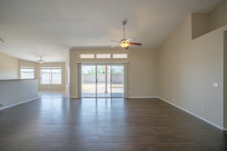 Photo 7 of 24 - 15119 N 85th Ave, Peoria, AZ 85381