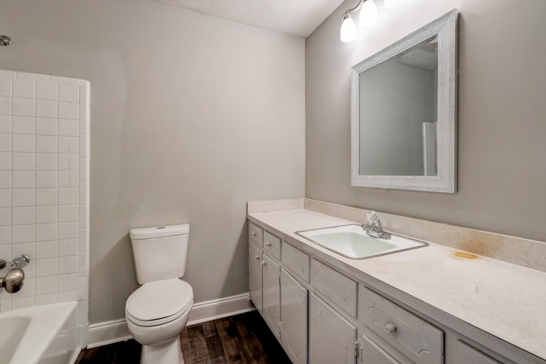 Photo 24 of 28 - 1518 Tanglewood Way NW, Conyers, GA 30012